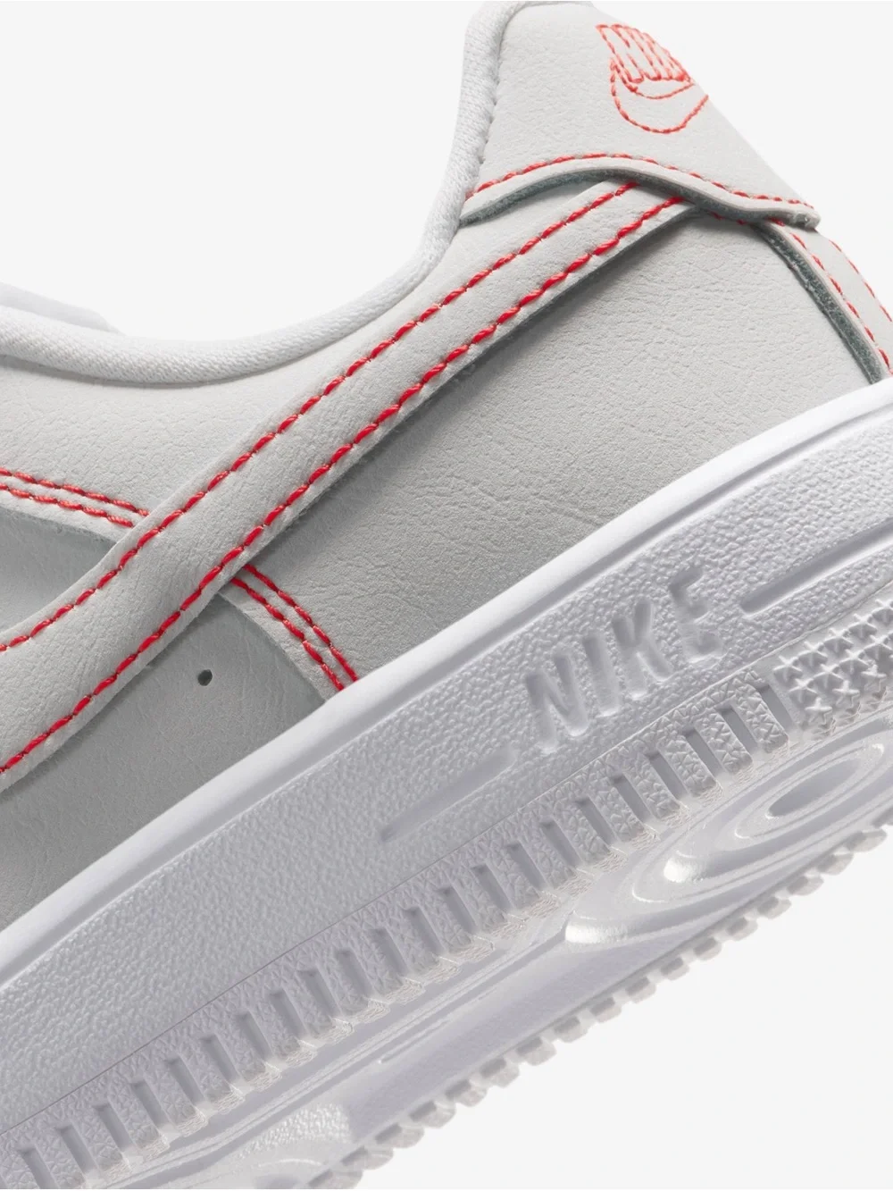 Nike Air Force 1 Low LV8 1 Lace White/Red preschool Size 3Y